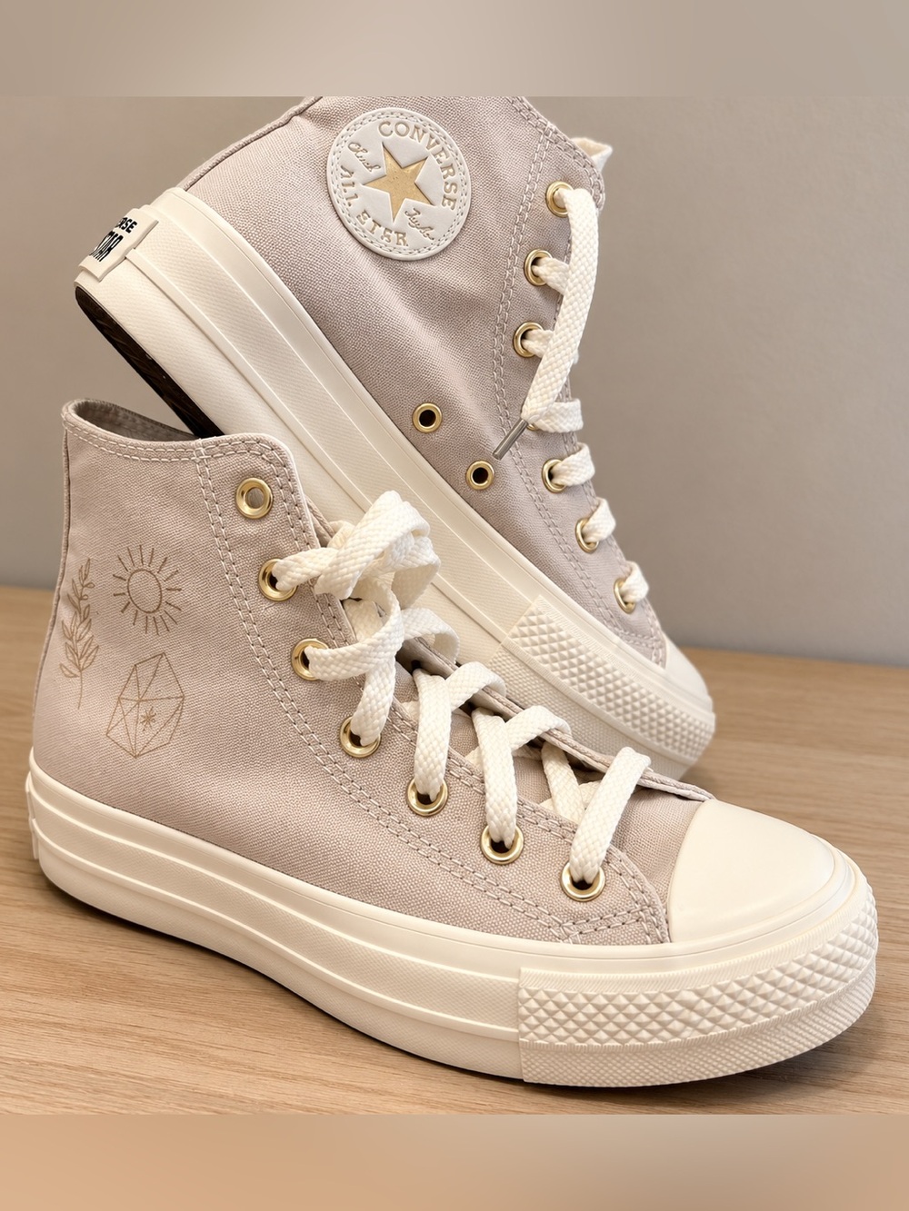 Chuck Taylor All Star Lift Platform Golden Elements NEW